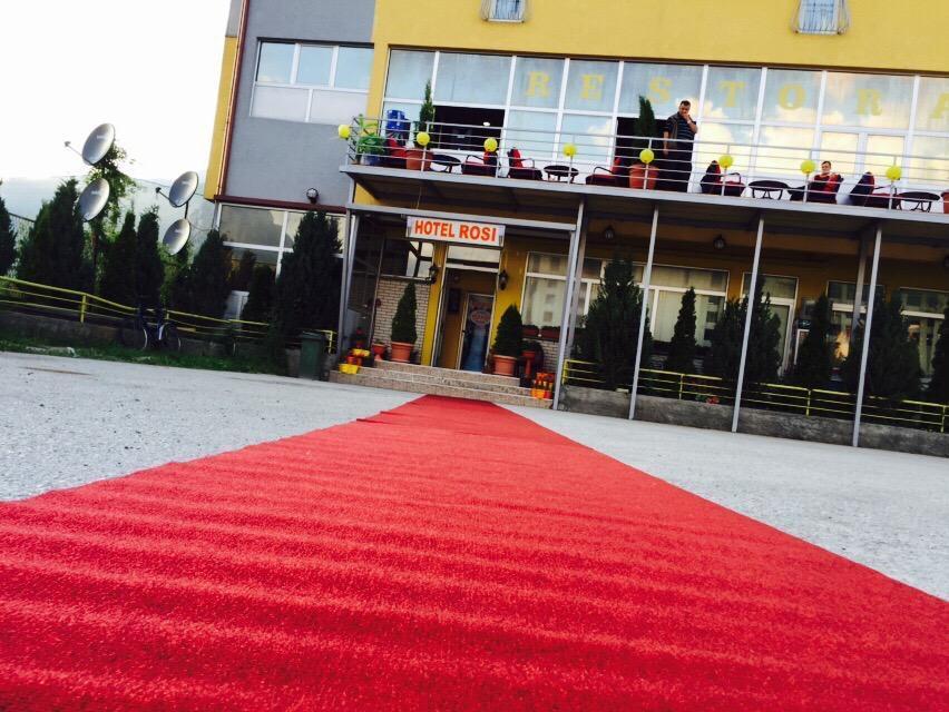 Hotel Rosi Gusinje Exteriér fotografie