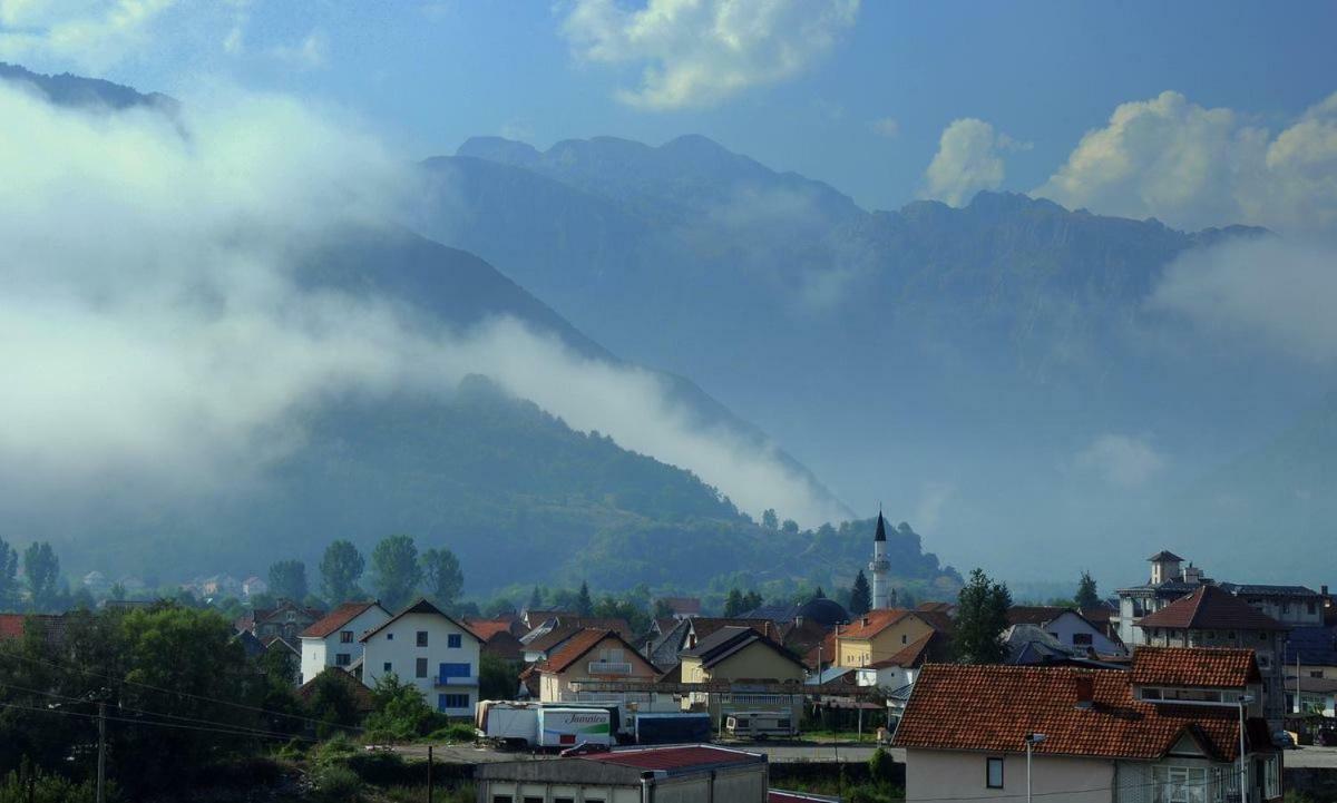 Hotel Rosi Gusinje Exteriér fotografie