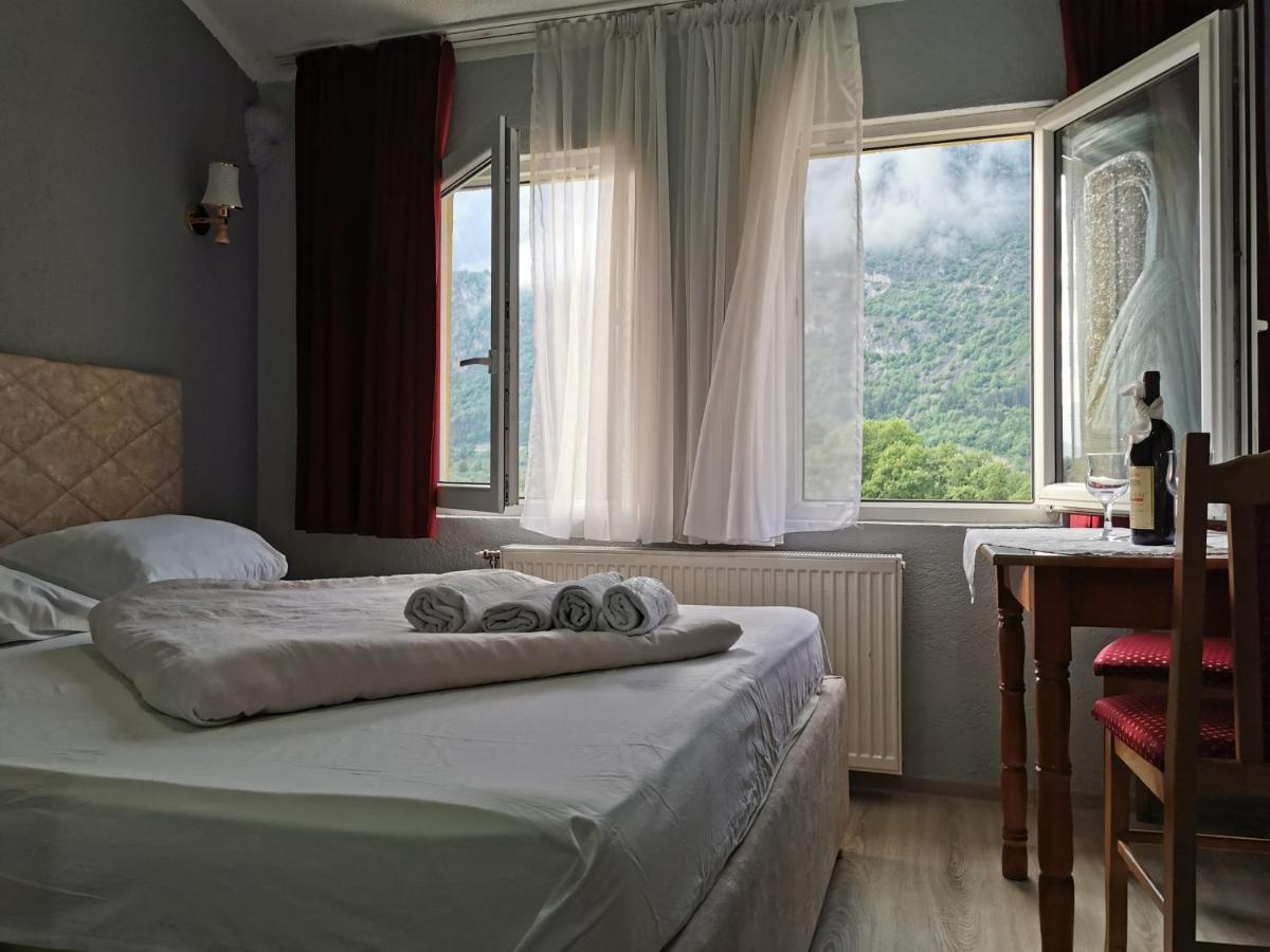 Hotel Rosi Gusinje Exteriér fotografie